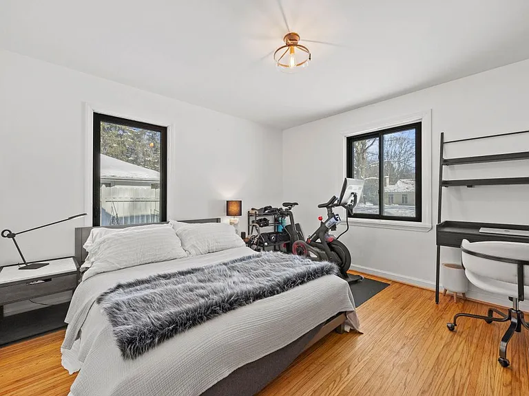 25 Brookwood Rd #HOUSE — Photo 22