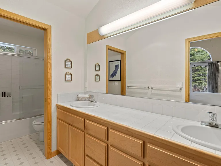 15400 Wolfgang Rd — Photo 24