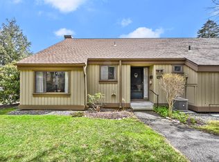 448 Heritage Vlg #A, Southbury, CT 06488