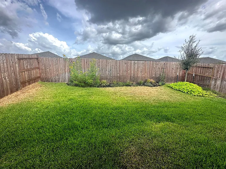 7072 Silverleaf Oak St — Photo 15