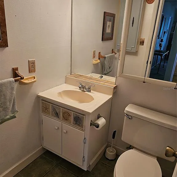 7701 Starkey Rd #708 — Photo 15