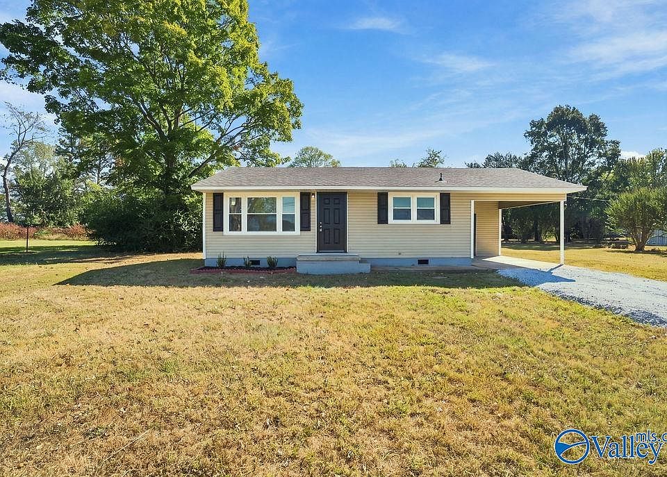 1st image of 15388 Lucas Ferry Rd