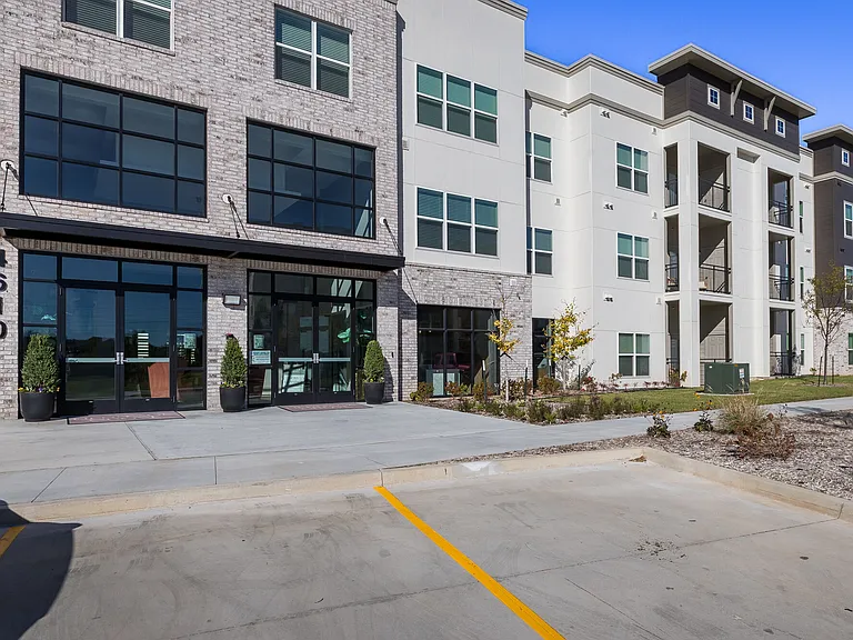 Heritage Grove — Photo 23
