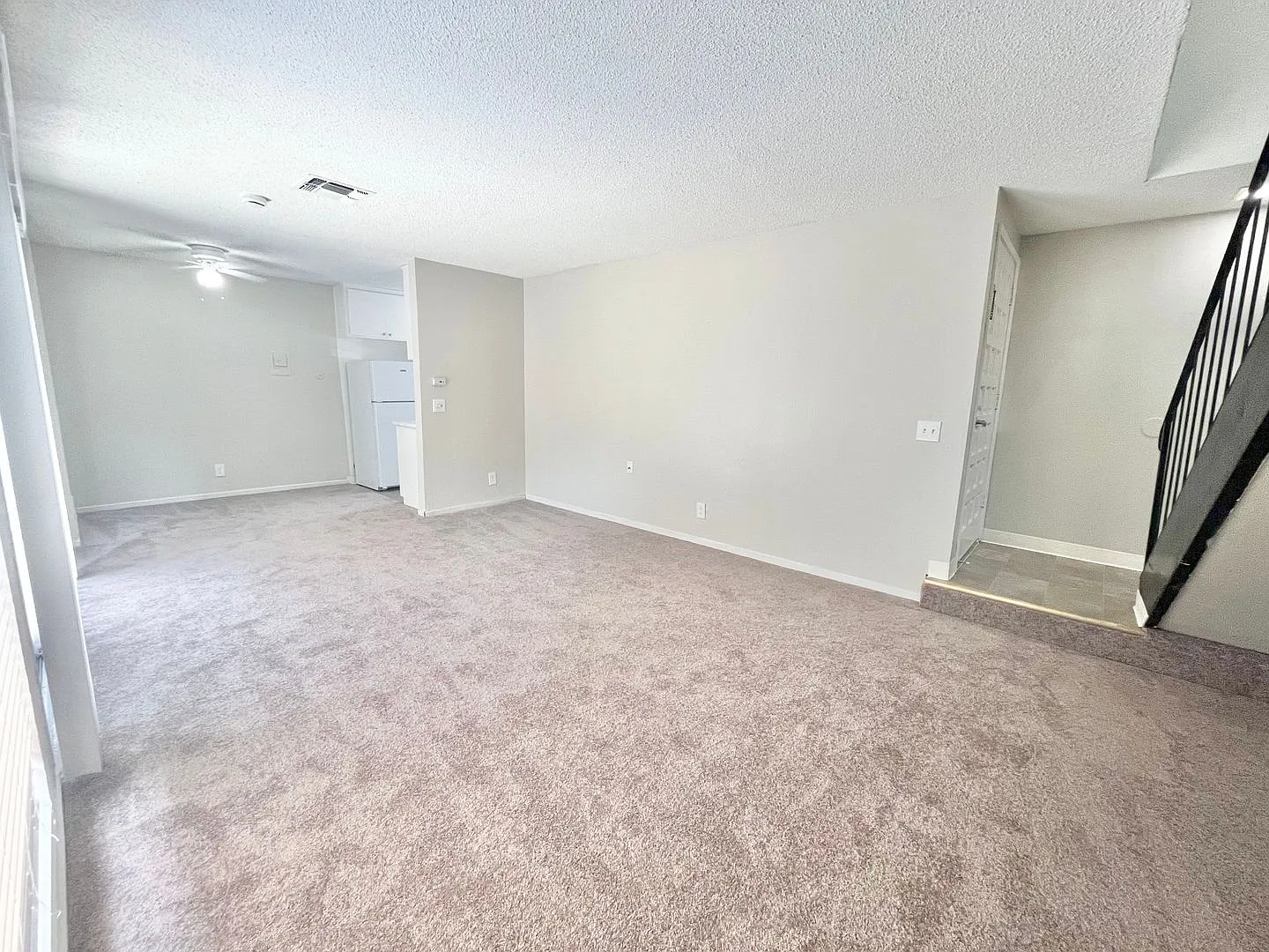 2421 E Street — Photo 3