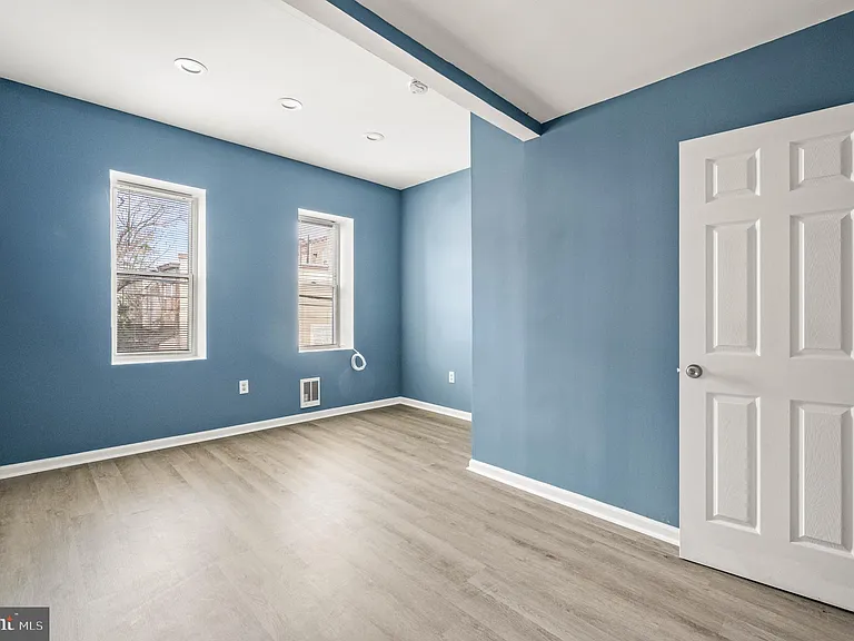 1510 W York St — Photo 16