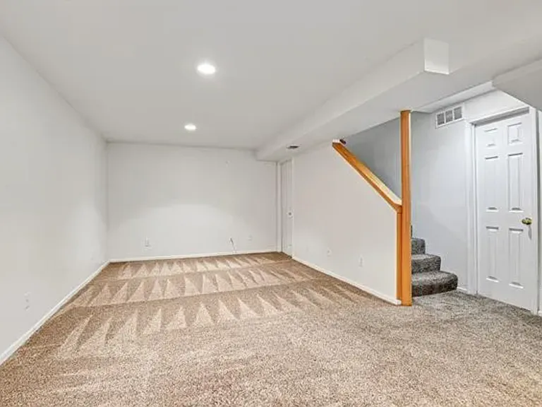 13330 Walnut St — Photo 22