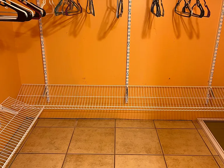 714 Winston Dr — Photo 23