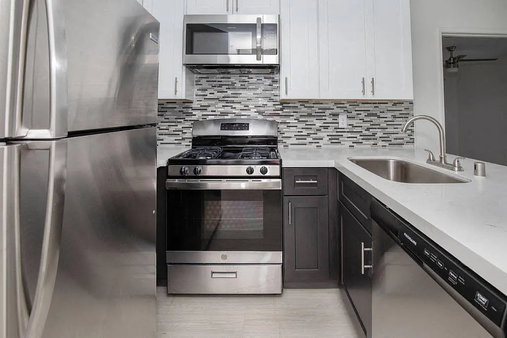 Club Marina Apartments — Photo 1