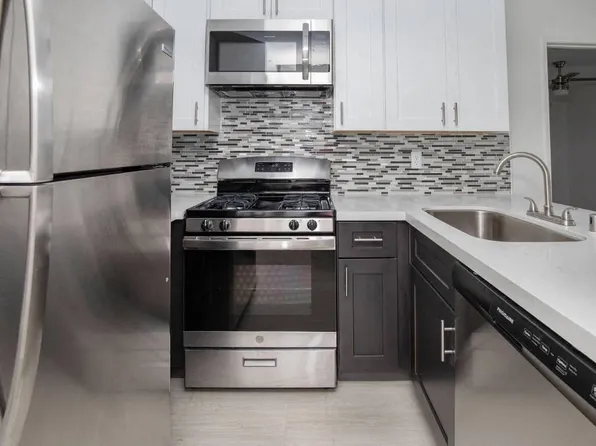 Club Marina Apartments