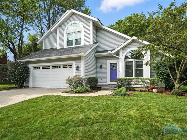 1301 Sutton Pl, Perrysburg, OH 43551