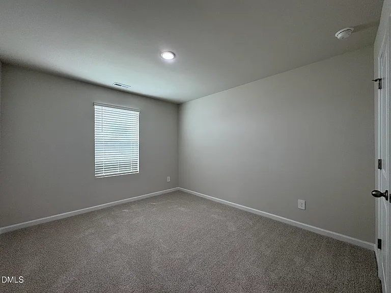 101 Klamath Dr — Photo 20