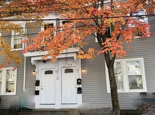 26 Cedar St, Nashua, NH 03060