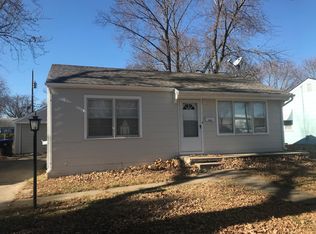 2125 SW Jewell Ave, Topeka, KS 66611