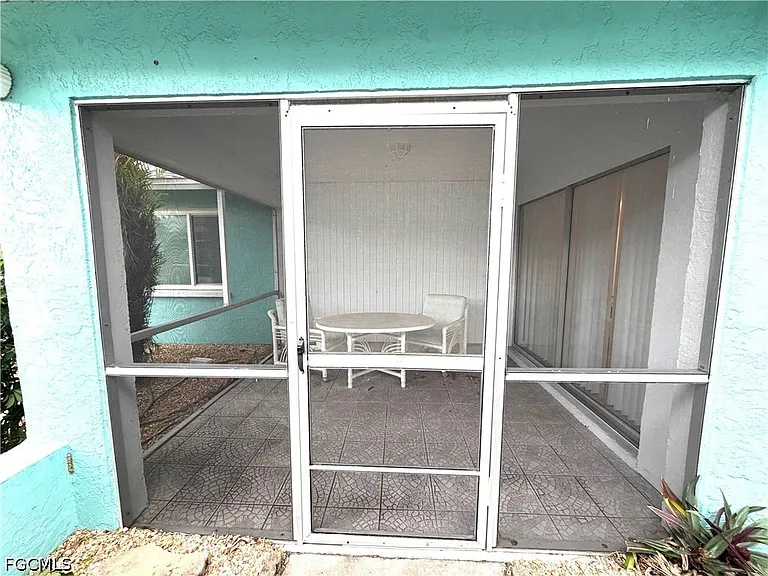 3032 SE Santa Barbara Pl #2 — Photo 14