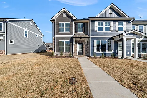 1016 Alma Railway Dr Photo 1