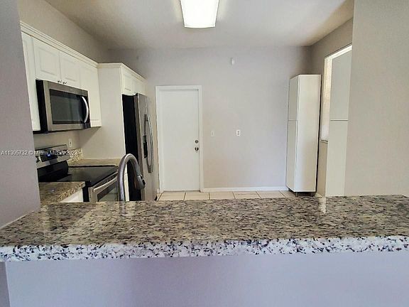 3rd image of 3670 San Simeon Cir #3670