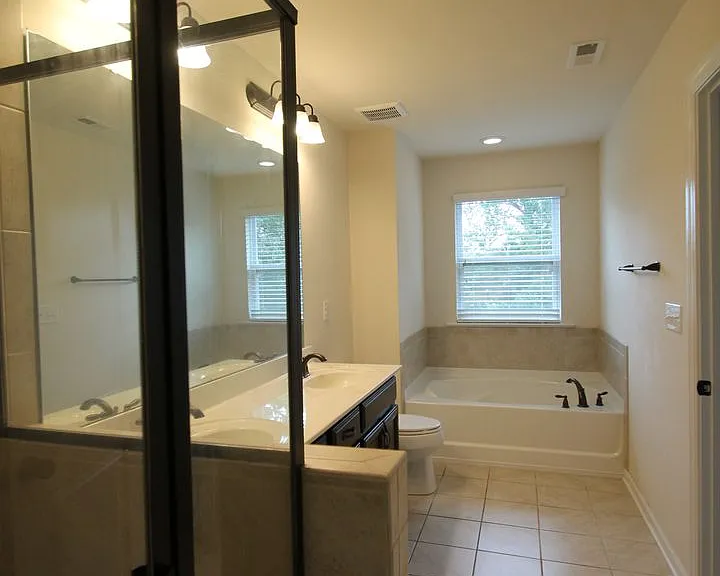 1044 Archibald Ave — Photo 19