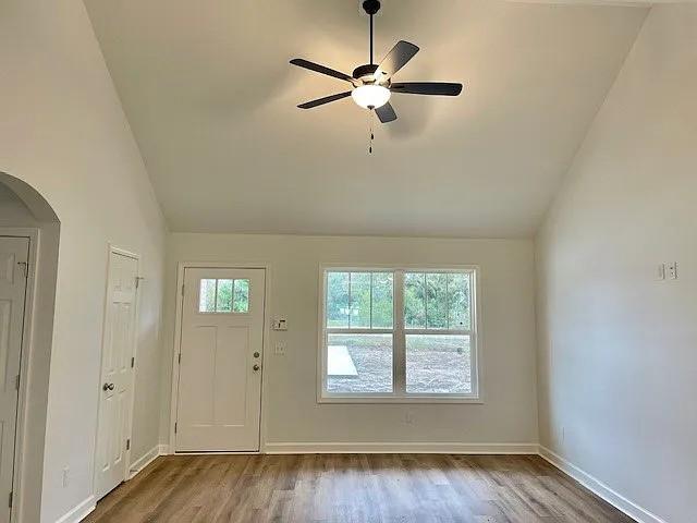 10478 S Park Ave #1 — Photo 5