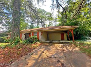 611 Chelsea Dr, Jackson, MS 39212