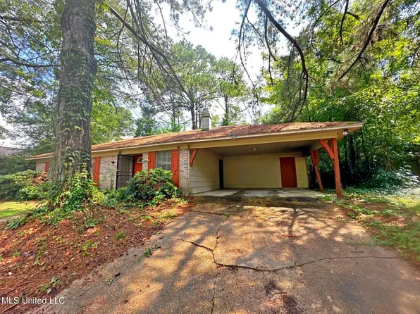 611 Chelsea Dr, Jackson, MS 39212