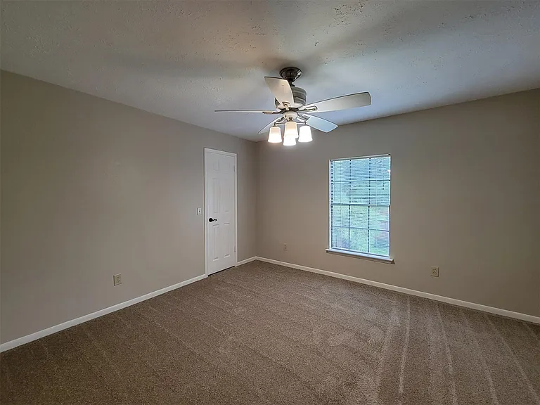 17207 Meadow Heights Dr — Photo 18