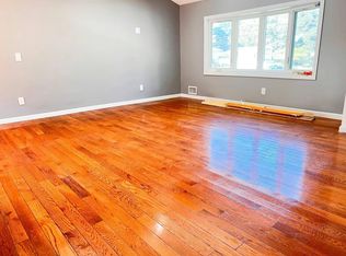 22 Holbrook Rd FLOOR 2, Centereach, NY 11720