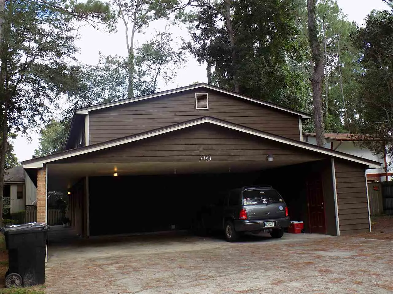3 bed, 2.5 bath, 1200 sqft, $1,495 — Photo 2