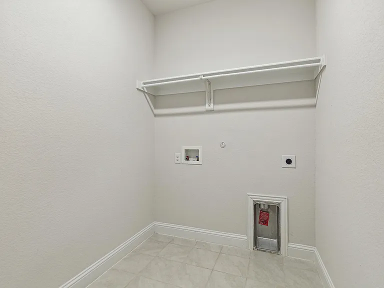 223 Headwater Dr — Photo 21