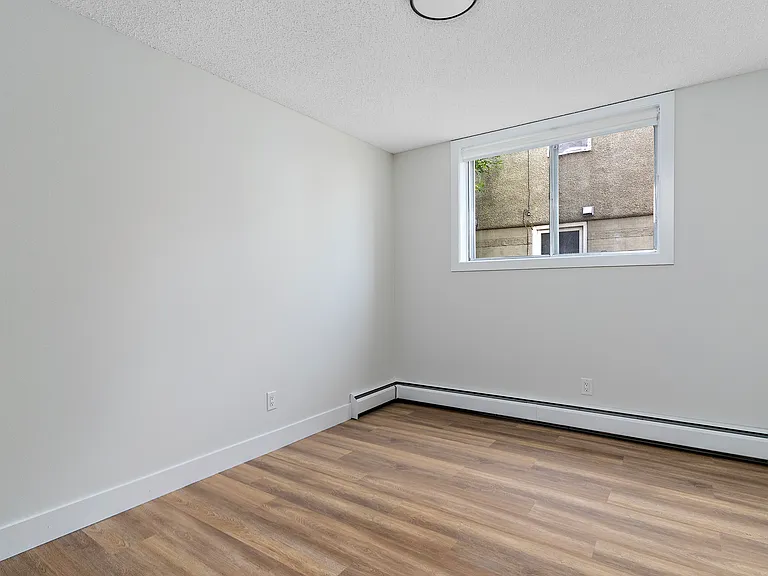 10630 114th St NW — Photo 9