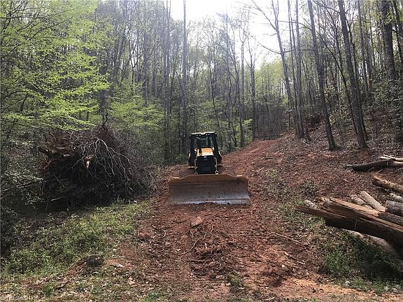 5th image of 21 Falcon Ridge Ln Lot 21
