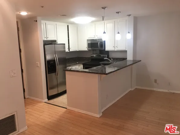 121 S Hope St APT 7, Los Angeles, CA 90012