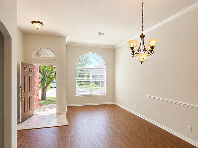 2449 Dawn Mist Dr — Photo 2