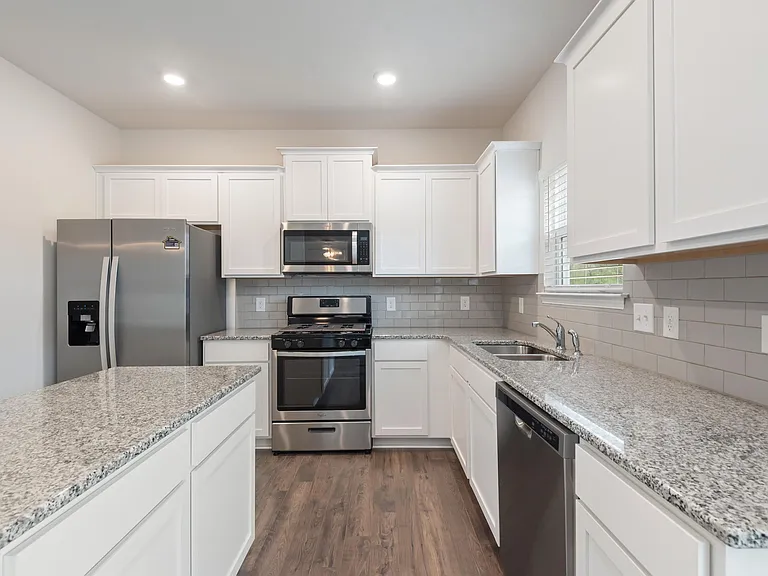 5513 English Holly Way — Photo 20