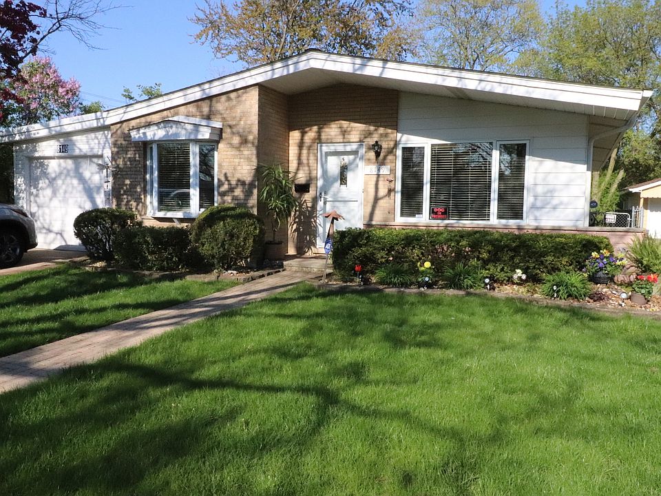1st image of 8149 N Clifton Ave