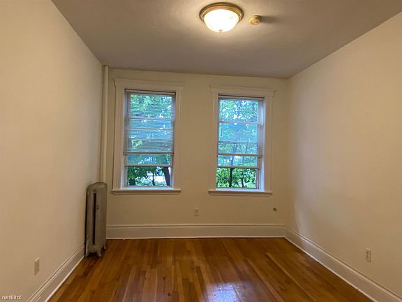 landlord_unit_photo_67079553_3