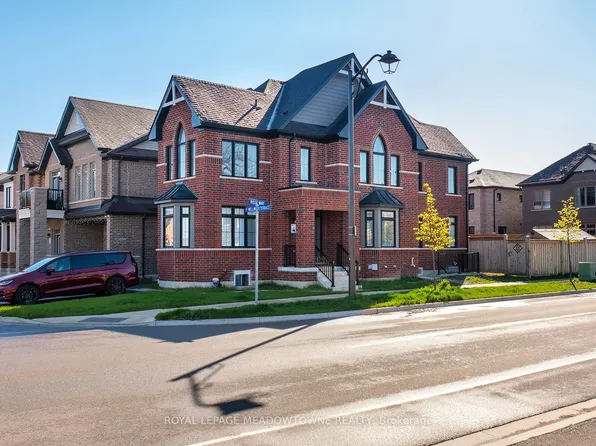 1410 Wellwood Ter #Basement, Milton, ON L9E 1V1