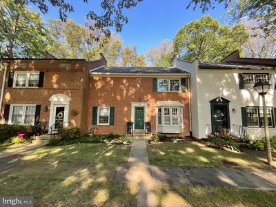 1833 Wainwright Dr, Reston, VA, 20190