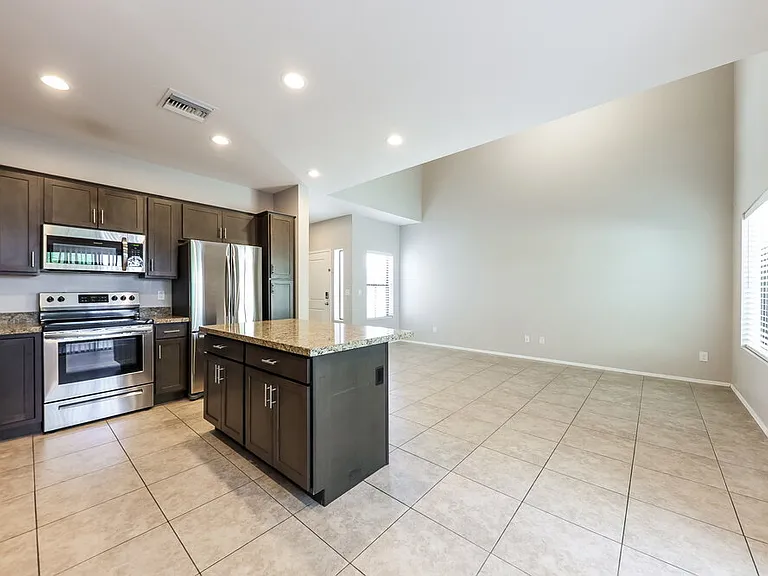 18777 N 43rd Ave #40 — Photo 6