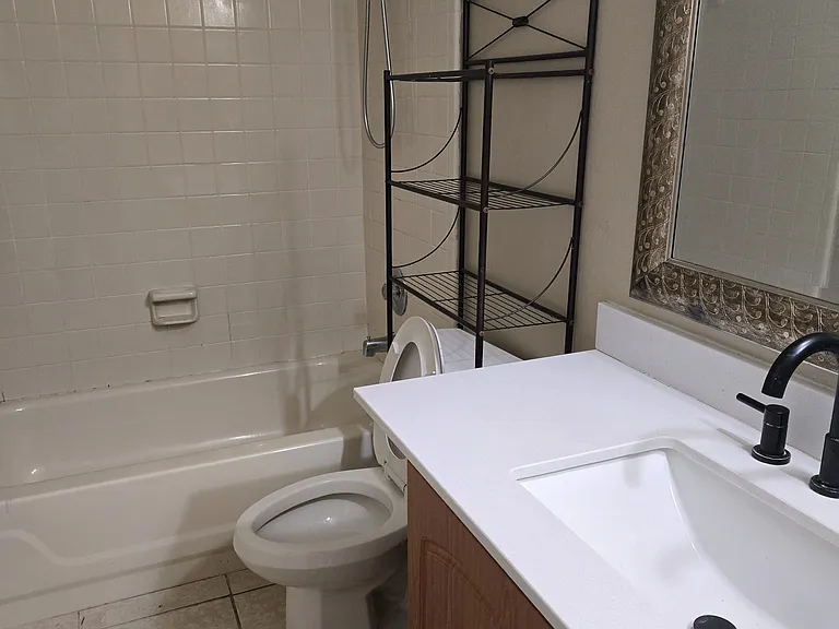 2806 Hunt Club Ln — Photo 15