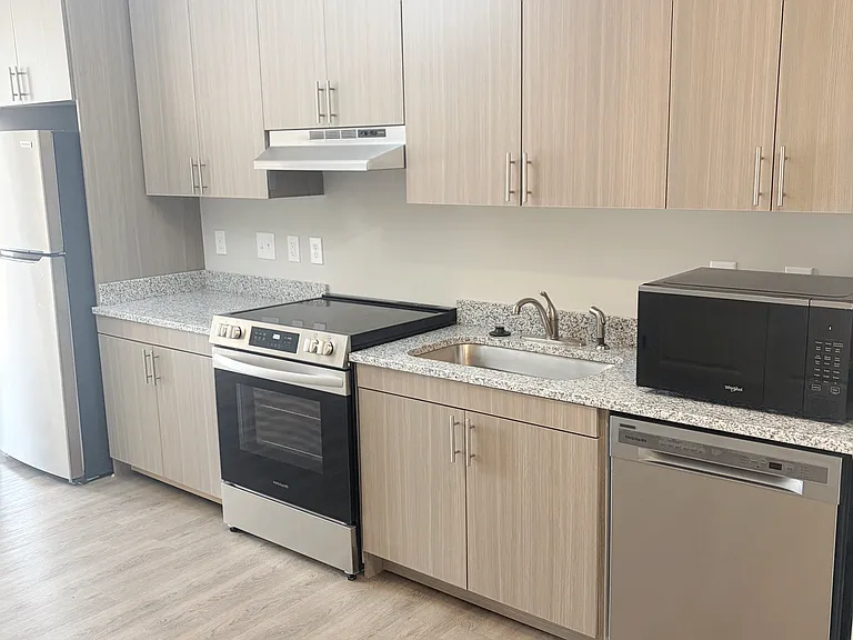 Clairmont at Crabtree — Photo 65