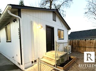 523 Putnam St, Medford, OR 97501