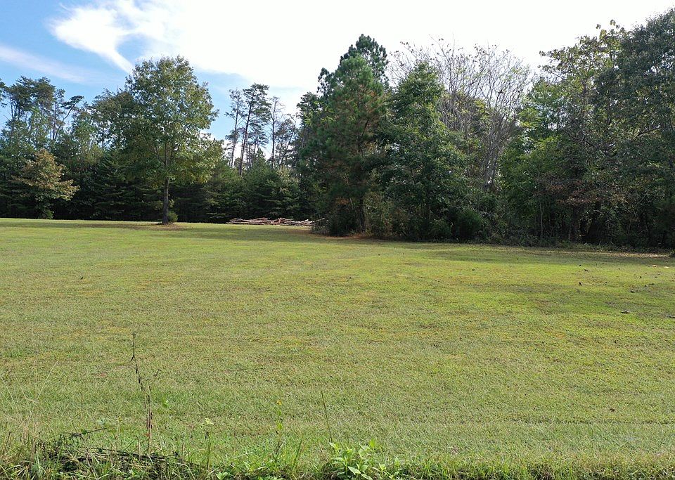 2nd image of 4 Cherrystone Lake Rd