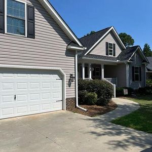 5 Pin Oak Ct, Camden, SC, 29020