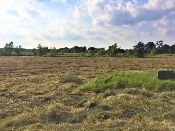 308 Mound View Dr, England, AR 72046