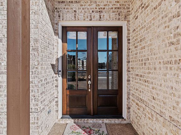 3rd image of 202 Chadwick Woods Ln