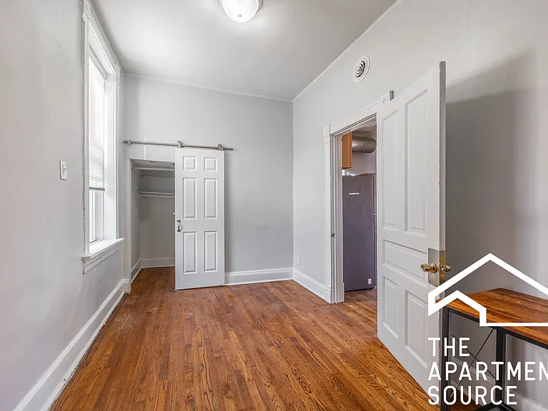 2609 W Thomas St #2 — Photo 14