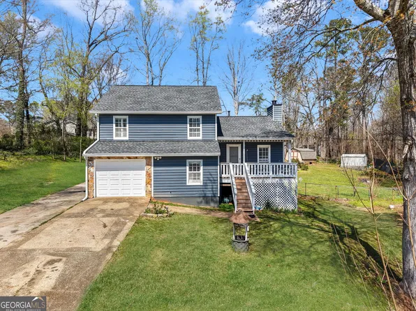 1349 Ashbrook Dr, Lawrenceville, GA 30043