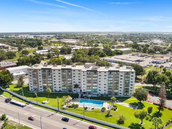 1776 6th St NW APT 807, Winter Haven, FL 33881