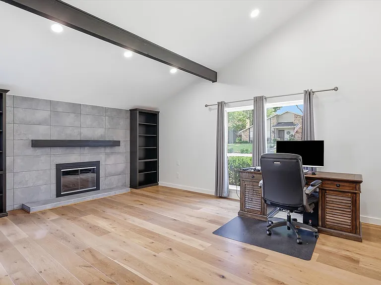 4549 Fremont Ln — Photo 8