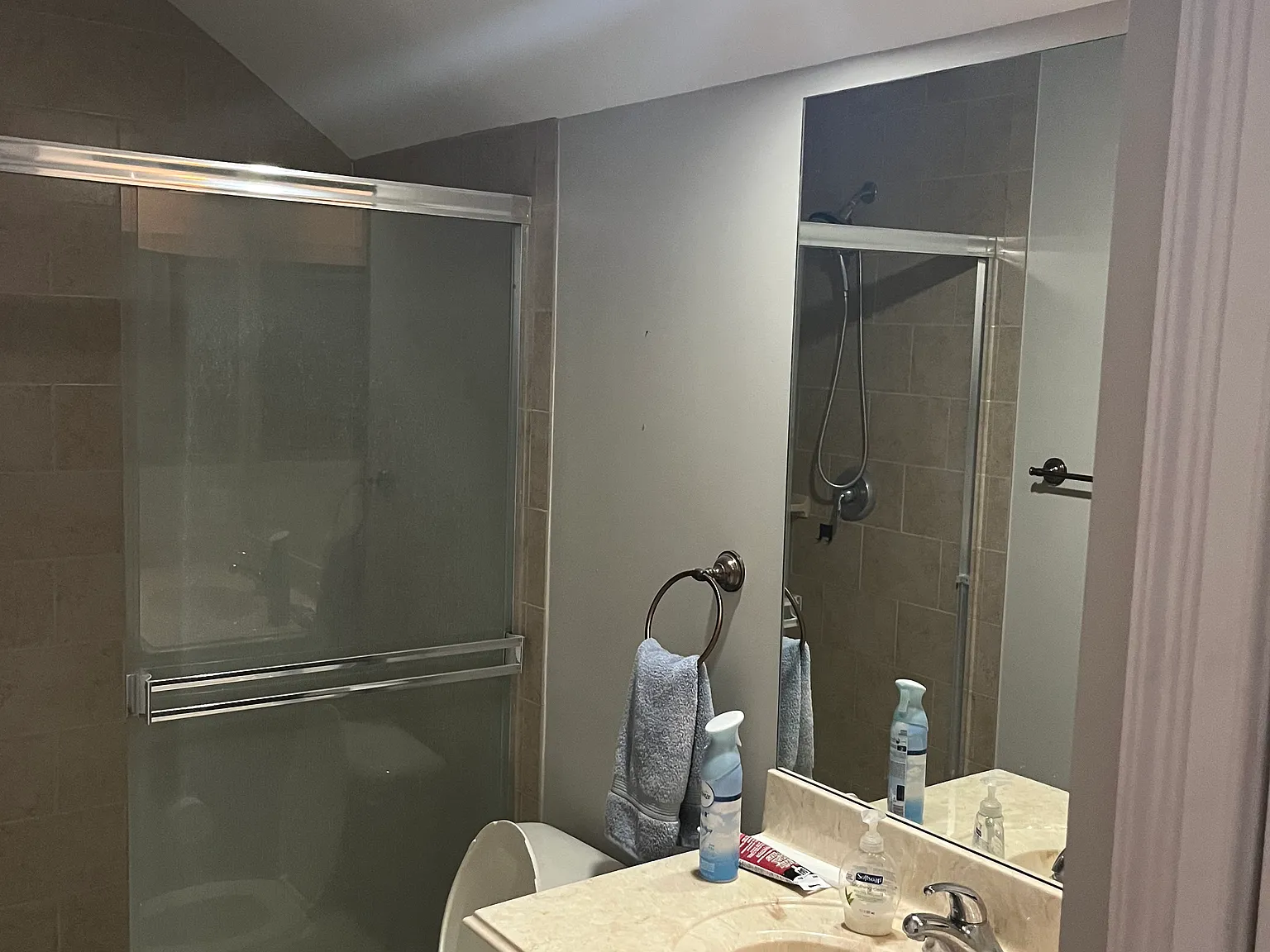 2 bed, 1100 sqft, $2,300 — Photo 3